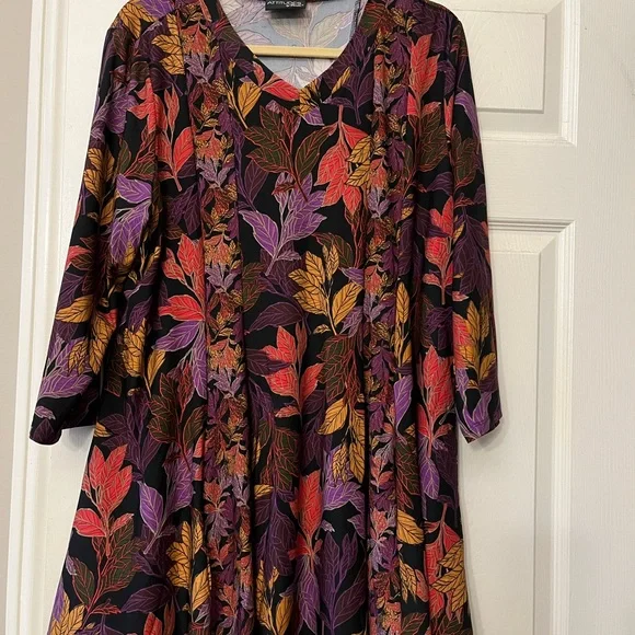 Como Jersey Knit V-Neckline 3/4 Sleeve Length 29”-31”1/2 Plus Length 32”-33” - Picture 3 of 4